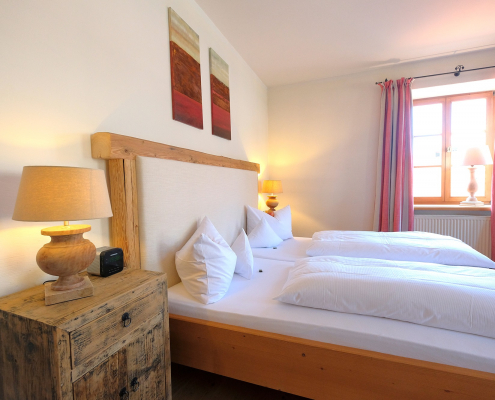 Lakeview-Room