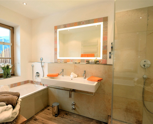 Lakeview-Room