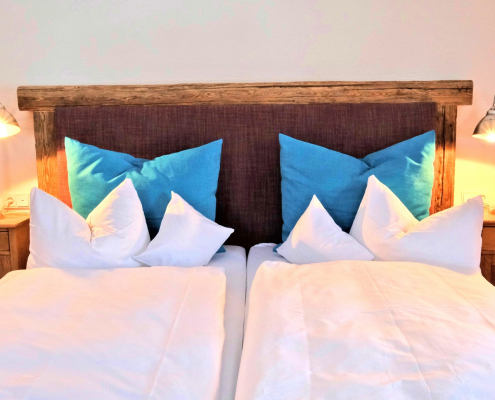 Lakeview-Room